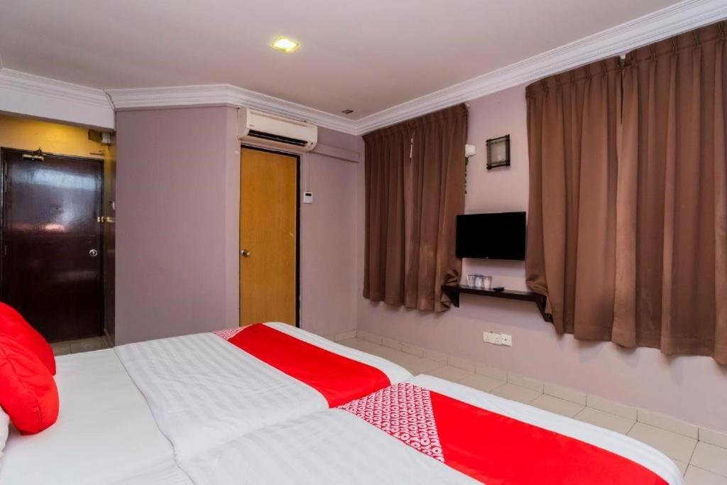 Golden Horse Hotel Джохор-Бару Экстерьер фото